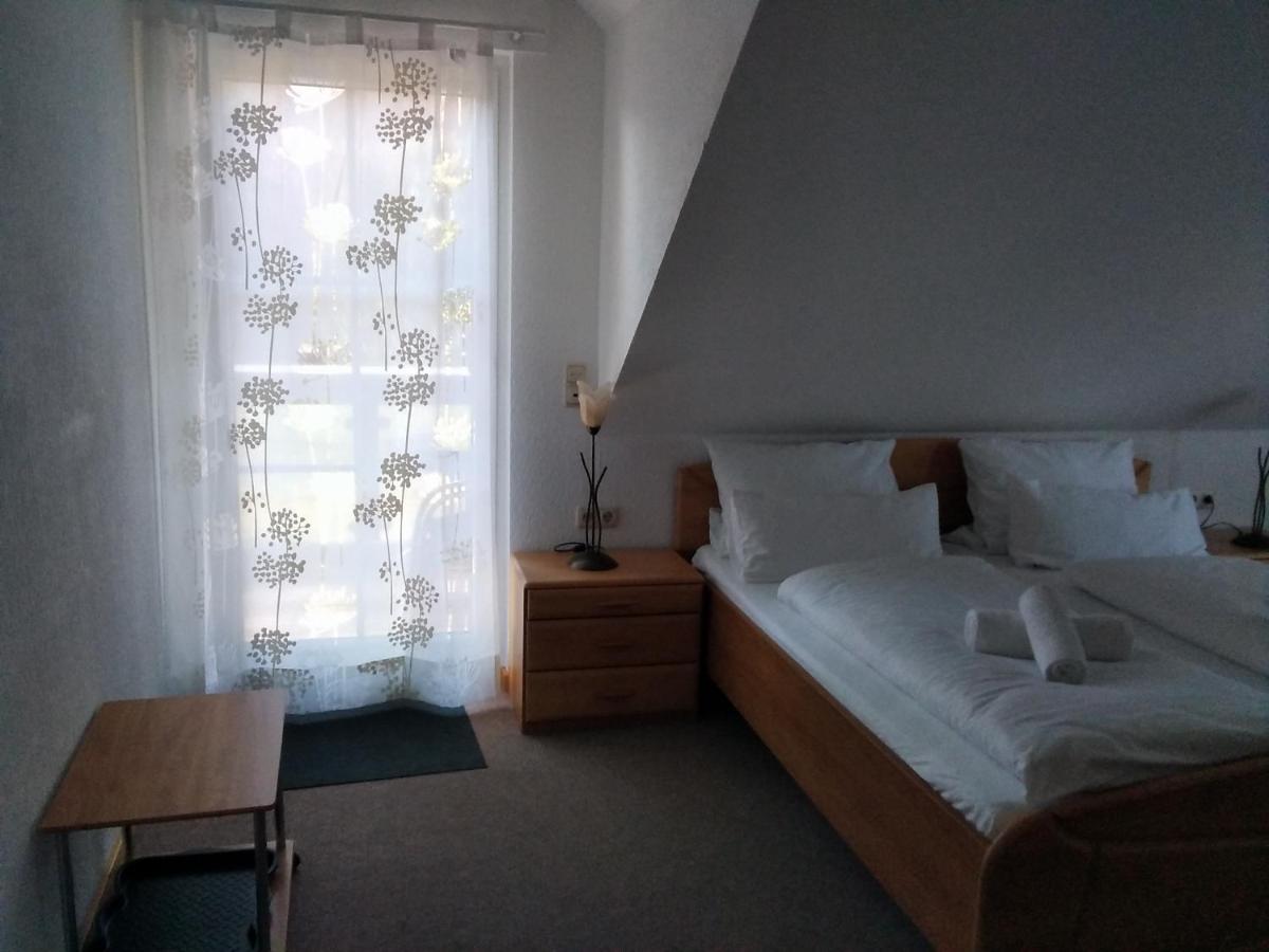 Gaestehaus Helbighof Гостевой дом Нойштадт-ан-дер-Вайнштрасе
